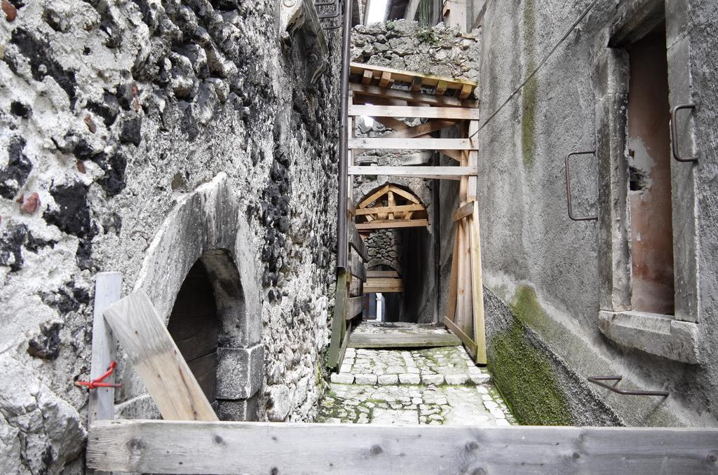 Le Case Della Posta Santo Stefano Di Sessanio Bagian luar foto